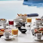 Absolute Mykonos & מלון 5*