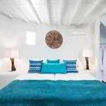 Absolute Mykonos & מלון 5*