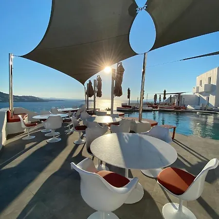 Absolute Mykonos & ホテル Mykonos Town