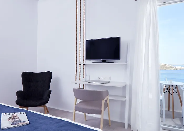 Absolute Mykonos & Ξενοδοχείο Mykonos Town