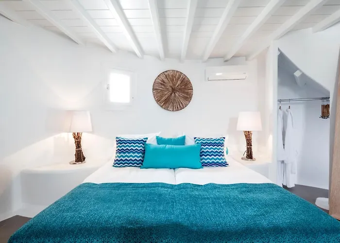 Absolute Mykonos & Hotel 5*