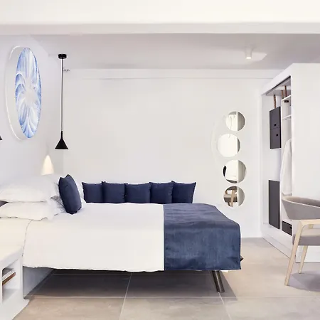 Absolute Mykonos & 5* Mykonos Town