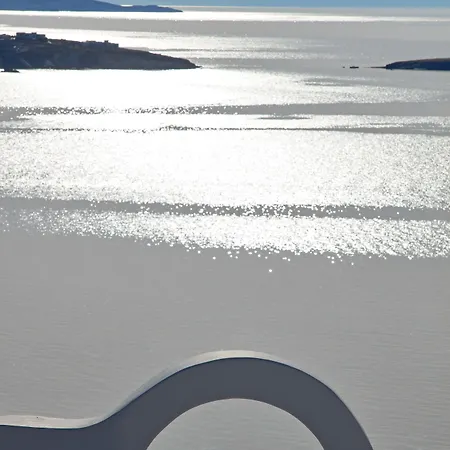 Absolute Mykonos & Hotel 5*