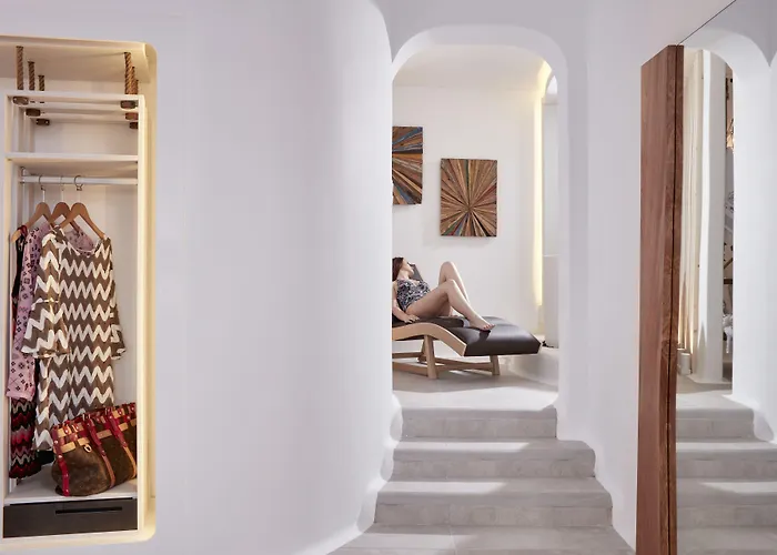 Absolute Mykonos & Hotel 5*